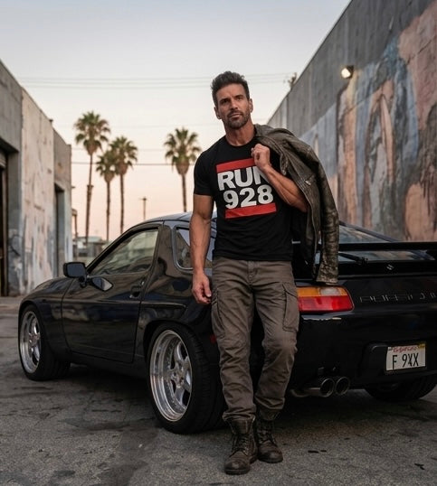 RUN 928 tee